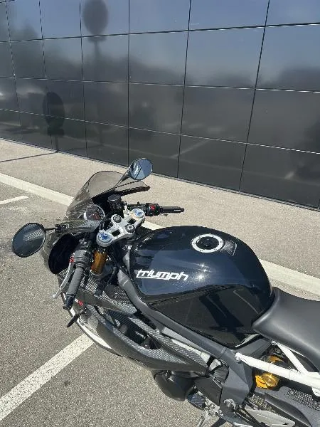 DAYTONA  675 R
