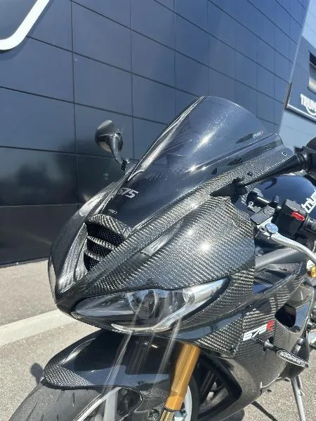 DAYTONA  675 R