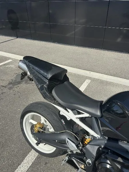 DAYTONA  675 R
