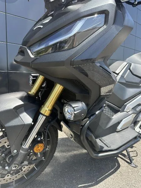 XADV 750