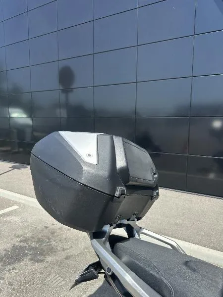 XADV 750
