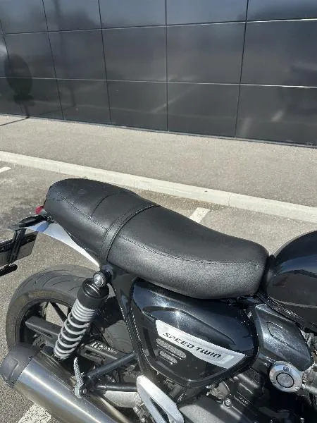 SPEED TWIN 1200