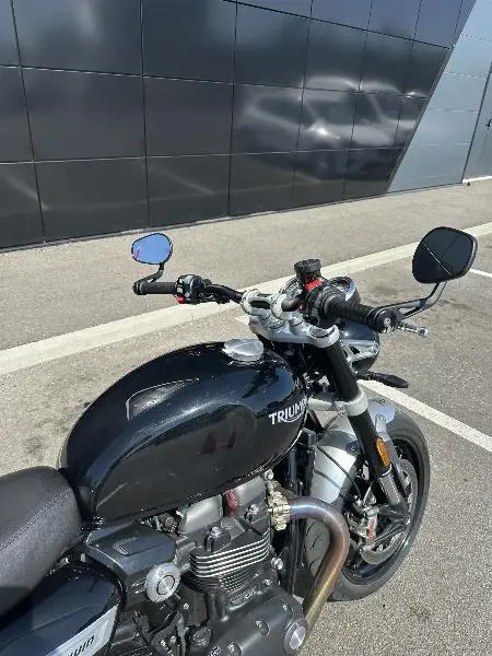 SPEED TWIN 1200