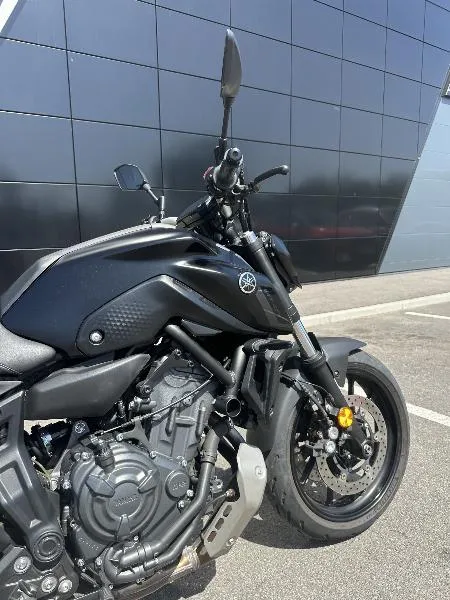 MT07