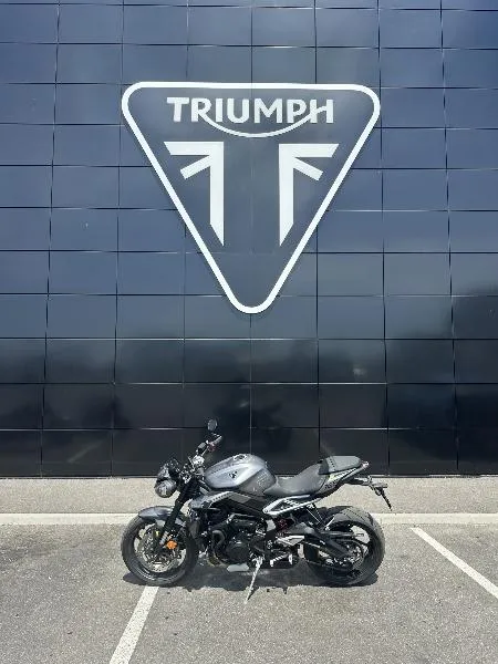 STREET TRIPLE 765 R