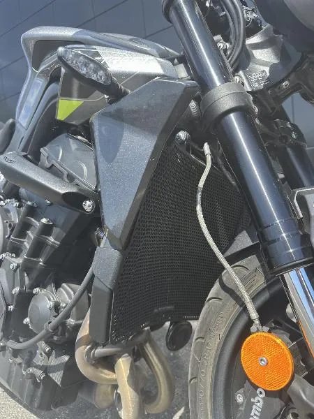 STREET TRIPLE 765 R