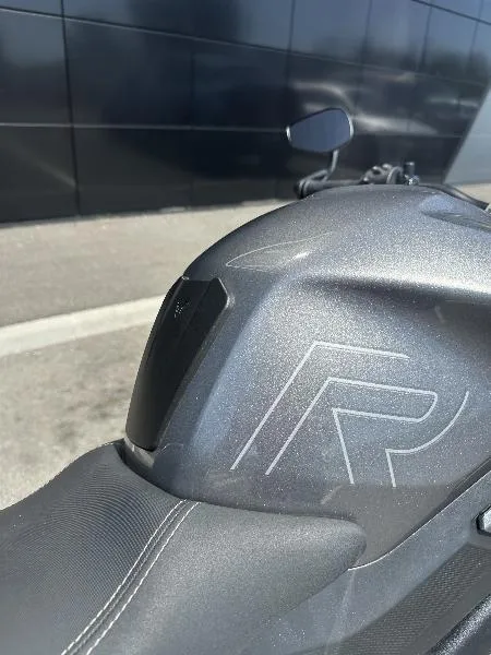 STREET TRIPLE 765 R