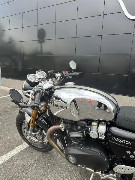 THRUXTON 1200 RS