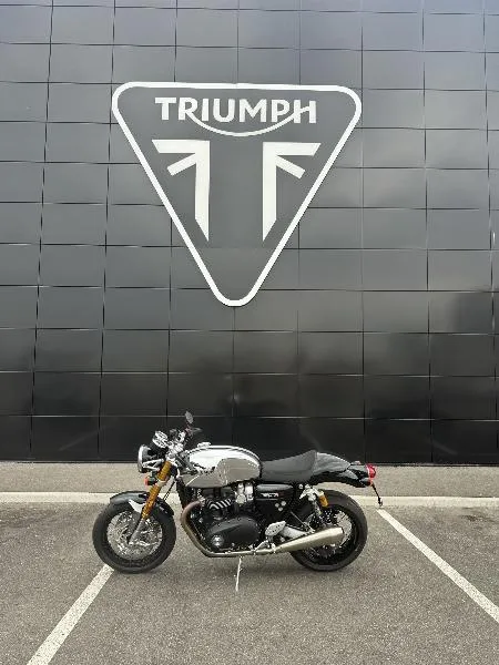 THRUXTON 1200 RS