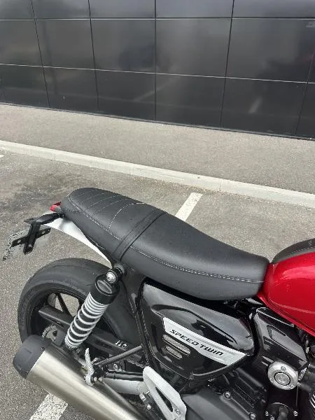 SPEED TWIN 1200