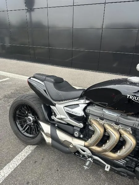 ROCKET 3 R
