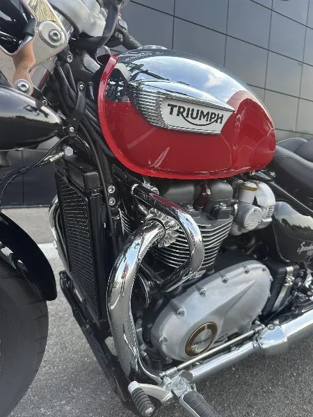 BONNEVILLE SPEEDMASTER 1200