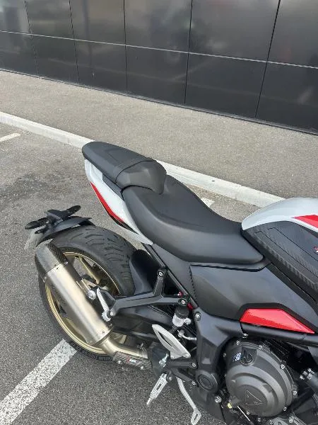 TRIDENT 800