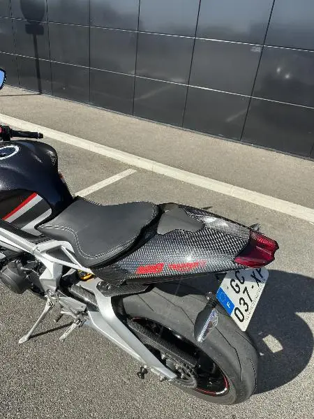 DAYTONA 765 Moto 2