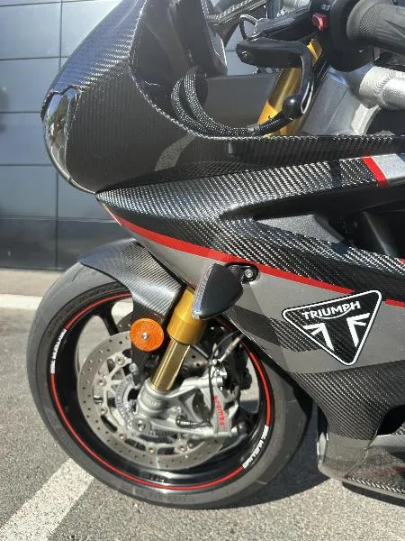 DAYTONA 765 Moto 2