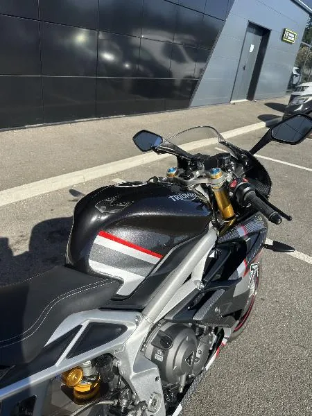 DAYTONA 765 Moto 2