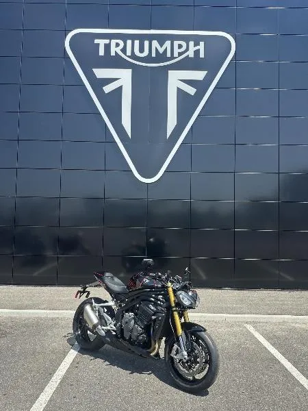 SPEED TRIPLE 1200 RS