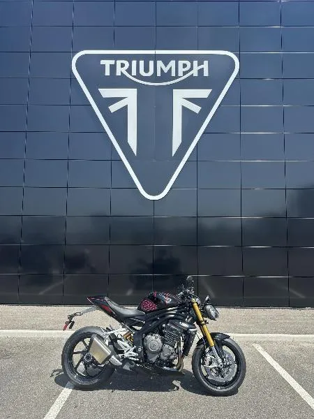 SPEED TRIPLE 1200 RS
