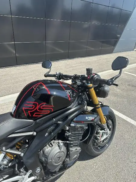 SPEED TRIPLE 1200 RS