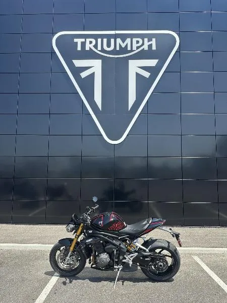 SPEED TRIPLE 1200 RS