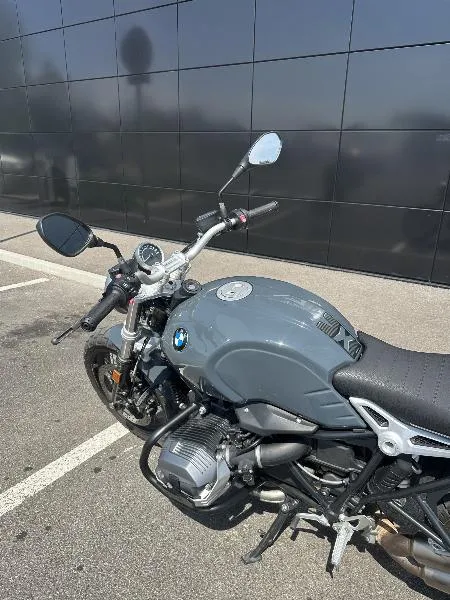 R NineT PURE