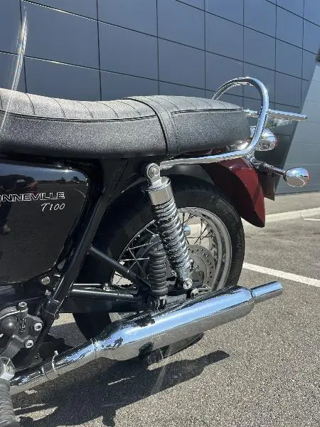 BONNEVILLE 865 T100