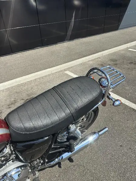 BONNEVILLE 865 T100