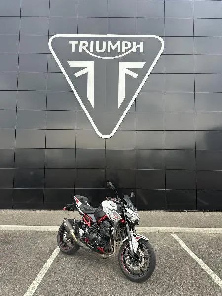 Z 900