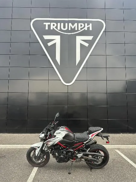 Z 900