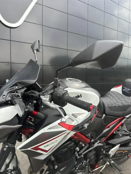 Z 900