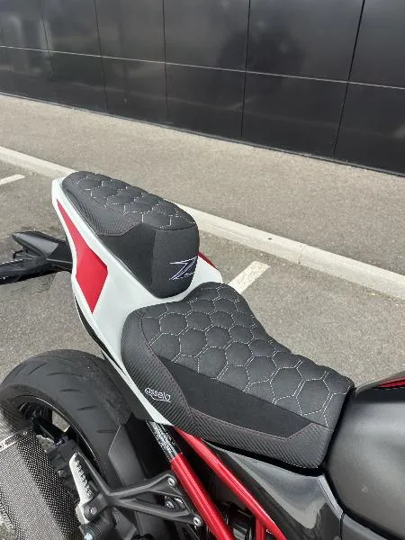 Z 900