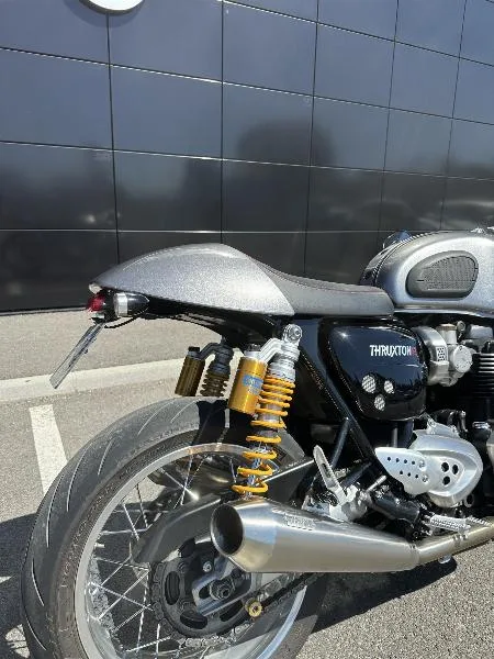 THRUXTON 1200 R