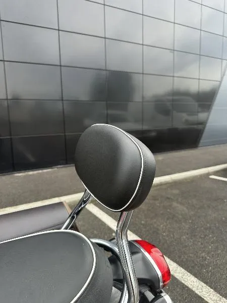 Bonneville T100