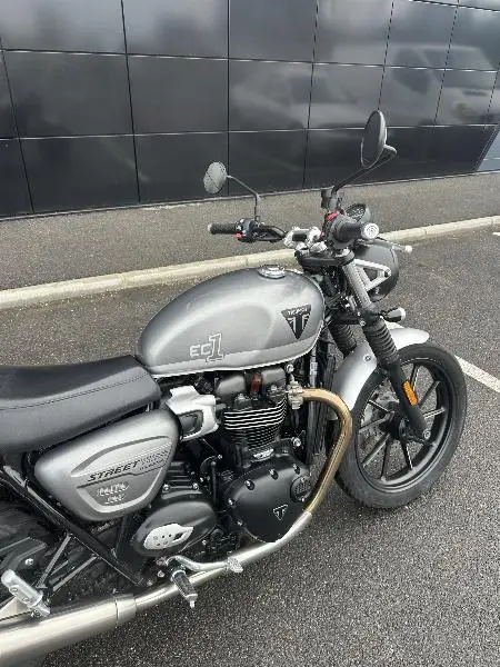 STREET TWIN 900 EC1 Edition