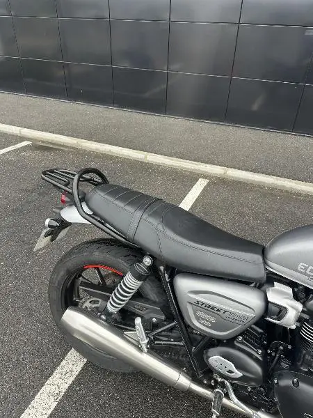 STREET TWIN 900 EC1 Edition
