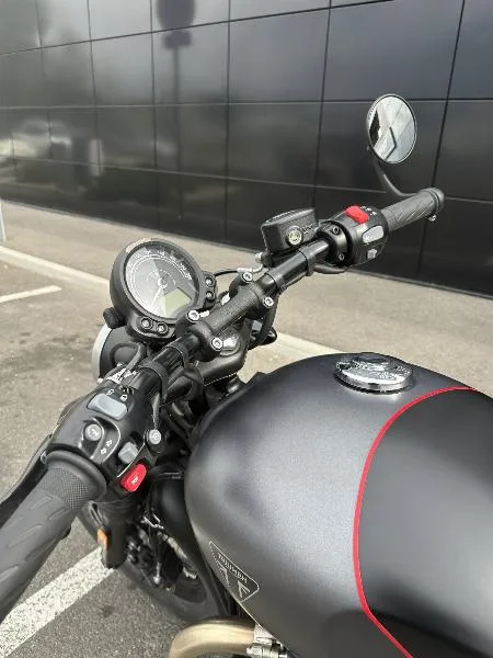 Bonneville Bobber 1200