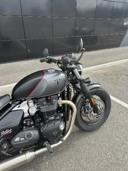 Bonneville Bobber 1200