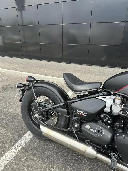 Bonneville Bobber 1200