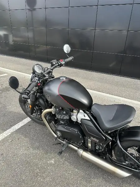 Bonneville Bobber 1200