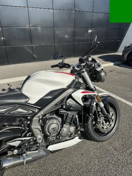 STREET TRIPLE 660 S A2
