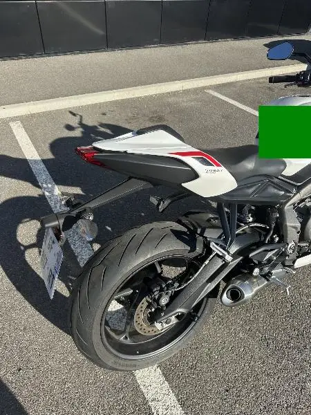 STREET TRIPLE 660 S A2
