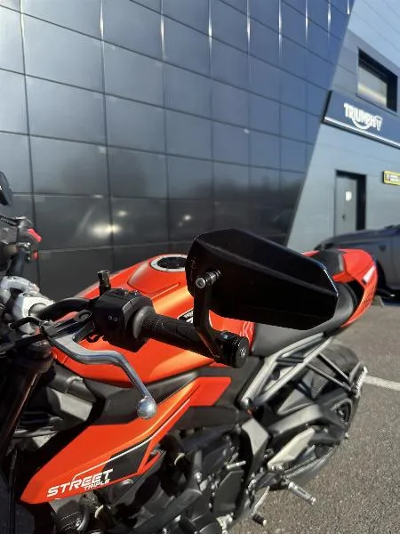 STREET TRIPLE 765 R A2