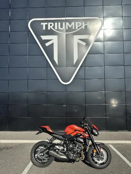 STREET TRIPLE 765 R A2