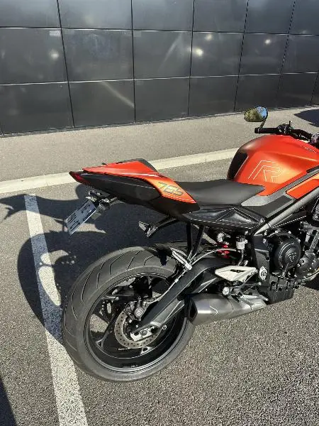 STREET TRIPLE 765 R A2
