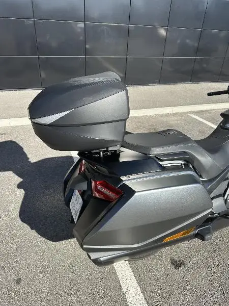 GL 1800 GOLDWING DCT