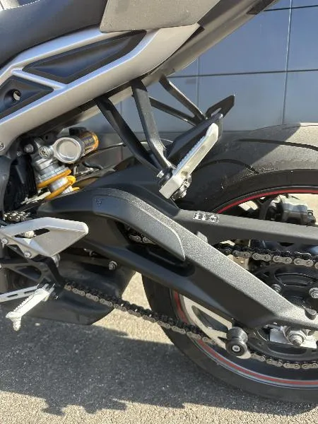 STREET TRIPLE 765 RS