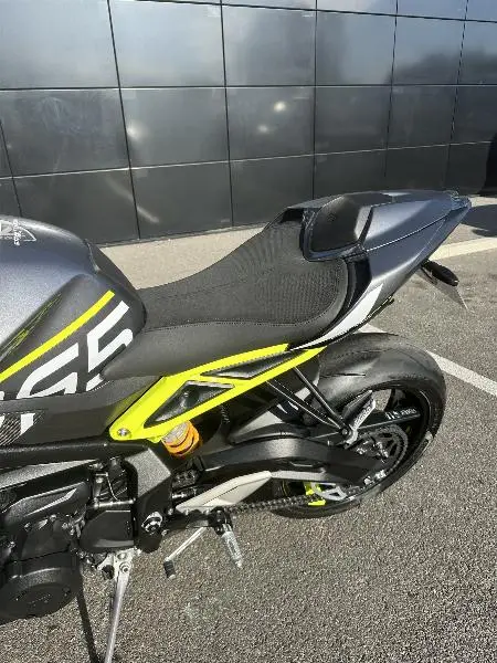 STREET TRIPLE 765 MOTO2 EDITION