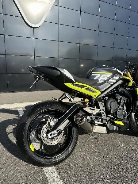 STREET TRIPLE 765 MOTO2 EDITION