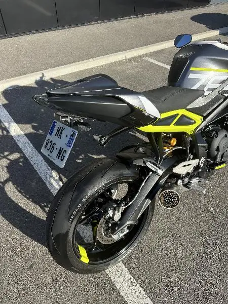 STREET TRIPLE 765 MOTO2 EDITION