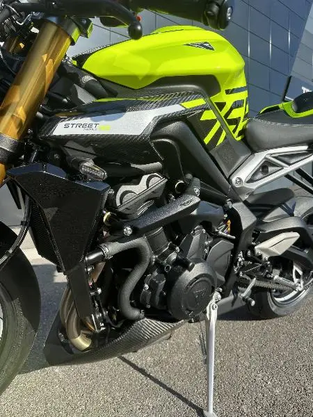STREET TRIPLE 765 MOTO2 EDITION